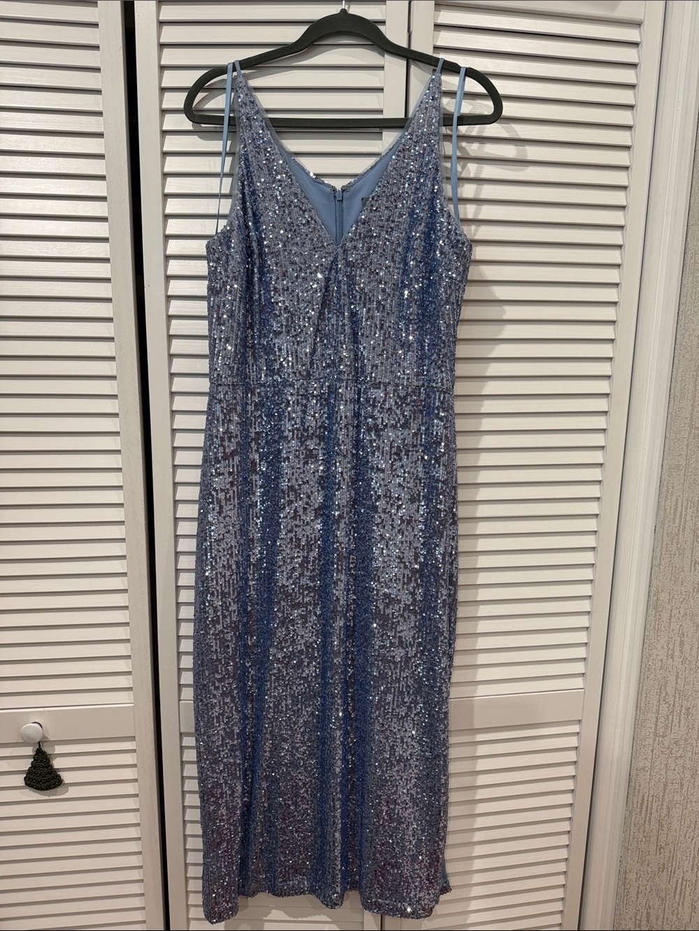 Xscape Blue Sequin V-Neck Midi Dress